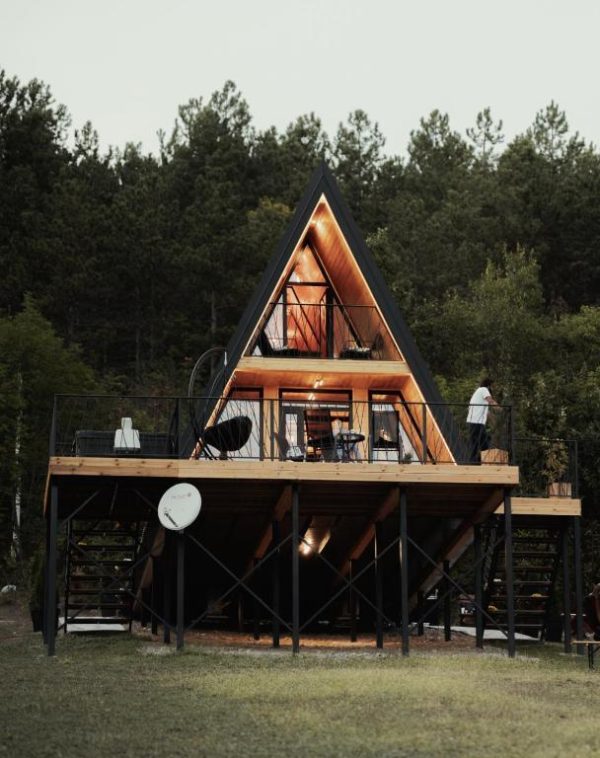 A frame Structure 100